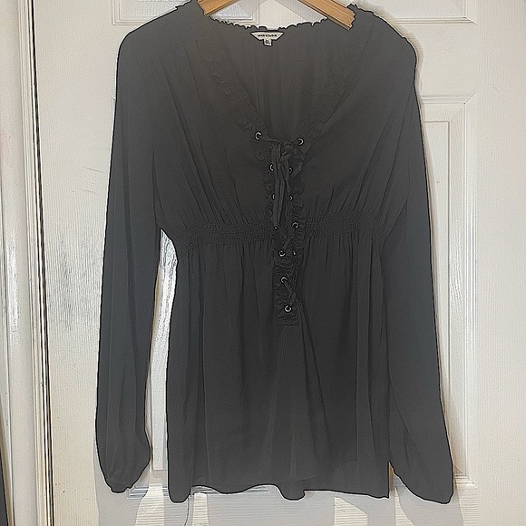 Max Studio Tops - 3for30! GOTHIC CINCHED WAIST FLOWY BLOUSE